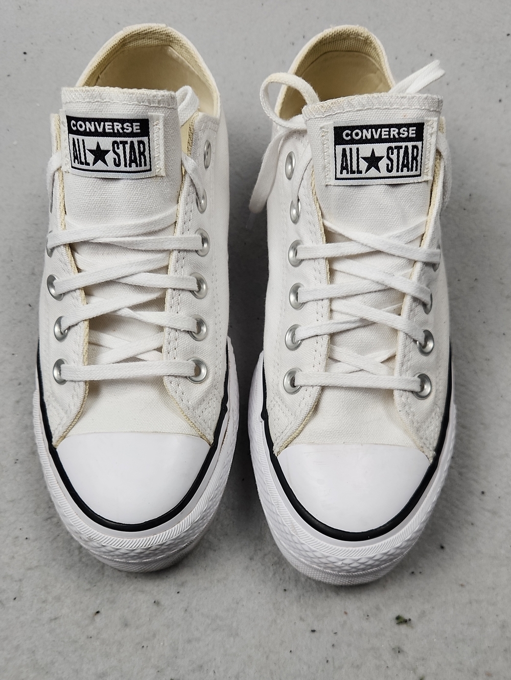 Converse White Low-Top Canvas Sneakers with Black Trim - Women's 6.5